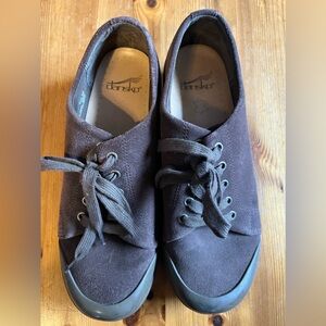Dansko Brown Suede “Veda” Oxford Lace Up Clog, EU Size 38